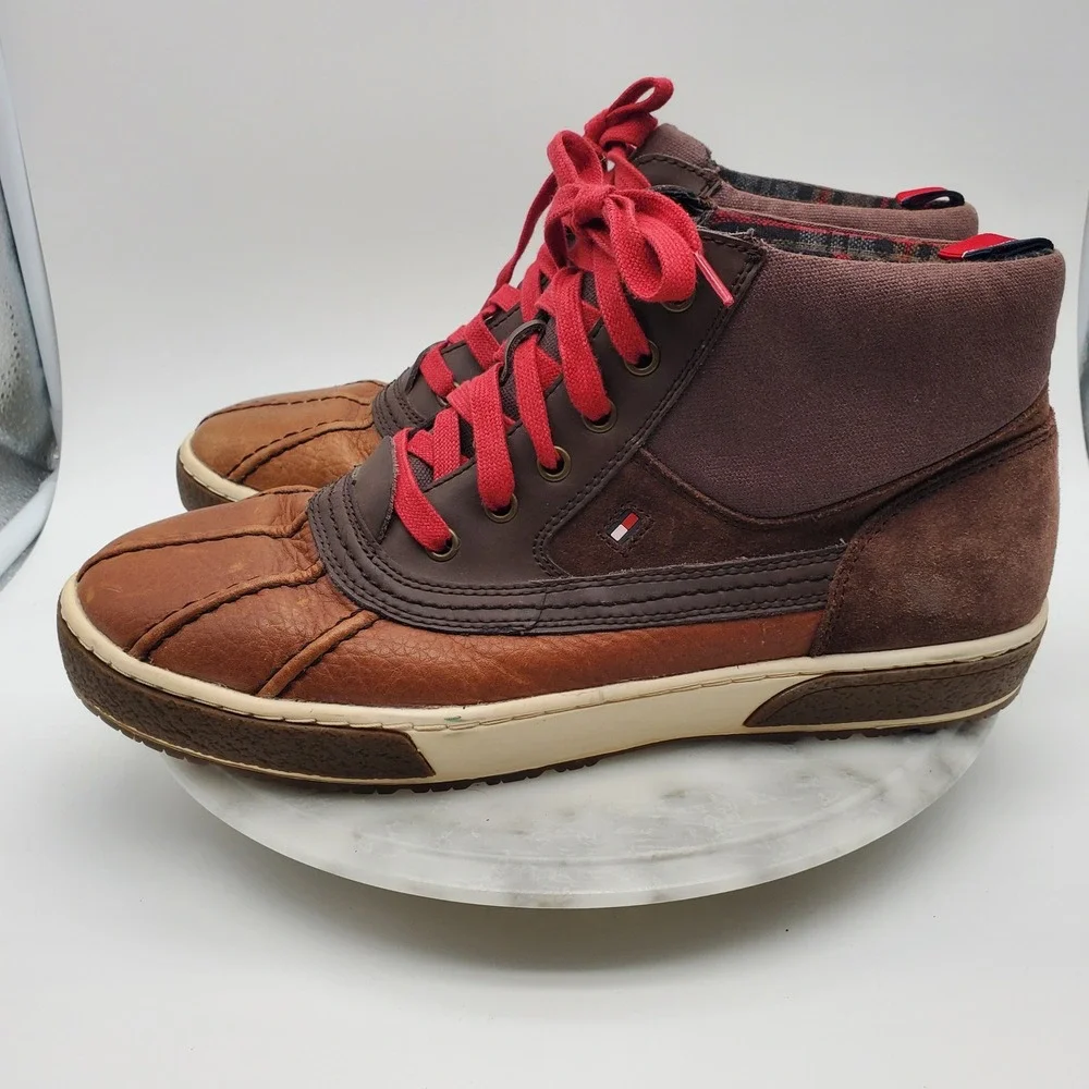 Tommy Hilfiger Dominy 2 Mens Size 10 Duck‎ Boots Leather Winter Snow Rain Shoes